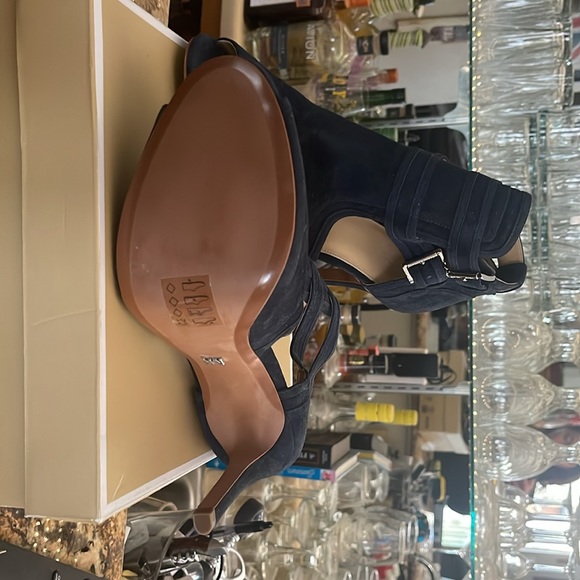 Micheal Kors Booties. Blue Suede. Size 11 - Picture 3 of 5